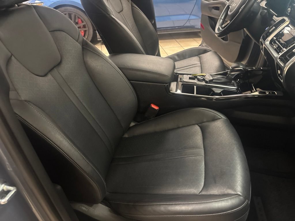 Used 2022 Kia Sorento SX AWD/4WD image 35