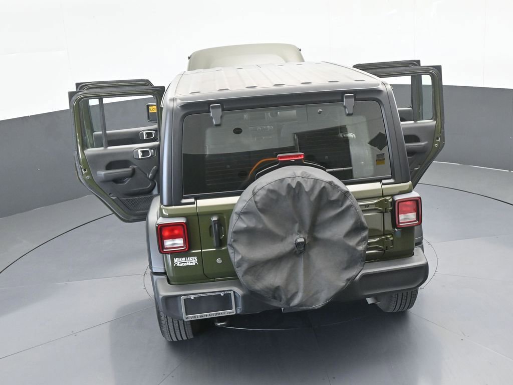 Used 2022 Jeep Wrangler Unlimited Sport image 69
