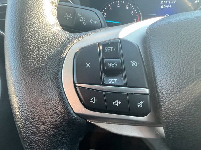 Used 2024 Ford Explorer XLT w/ Equipment Group 202A AWD/4WD image 14