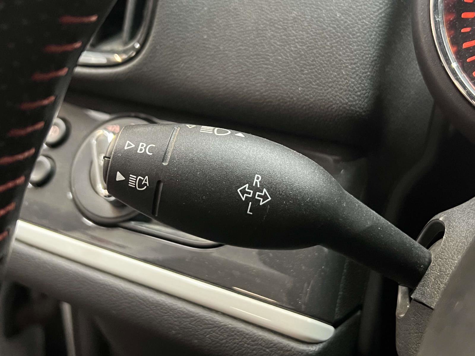 Used 2020 MINI Cooper Countryman S w/ Premium Package image 23