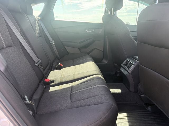 Used 2025 Honda Accord Sport image 16