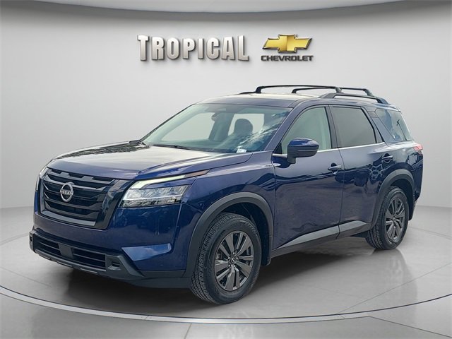 Used 2022 Nissan Pathfinder SV w/ SV Black Package