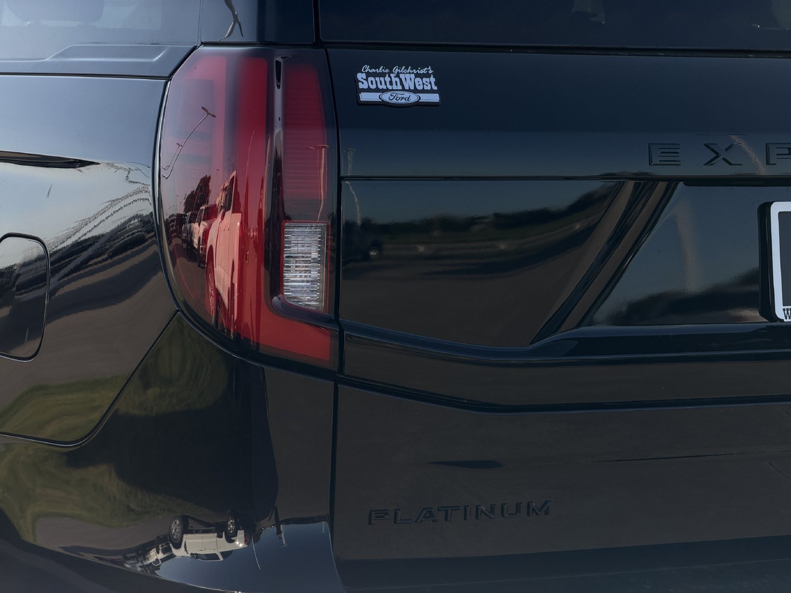 New 2027 Ford Expedition Max Platinum w/ Stealth Appearance Package RWD image 9