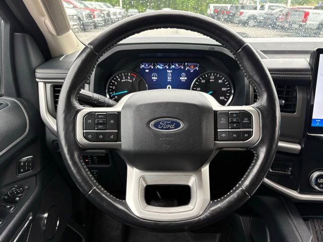 Used 2024 Ford Expedition XLT AWD/4WD image 14