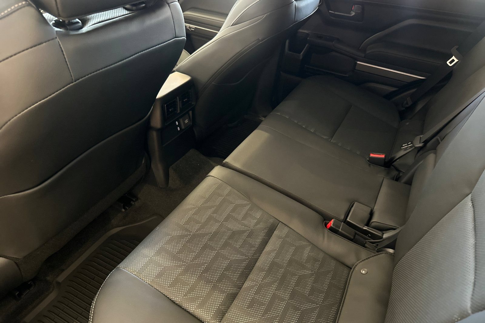New 2026 Toyota 4Runner TRD Off-Road Premium AWD/4WD image 13