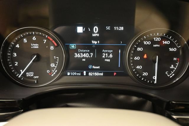 Used 2022 Cadillac XT6 Premium Luxury w/ Technology Package FWD image 13