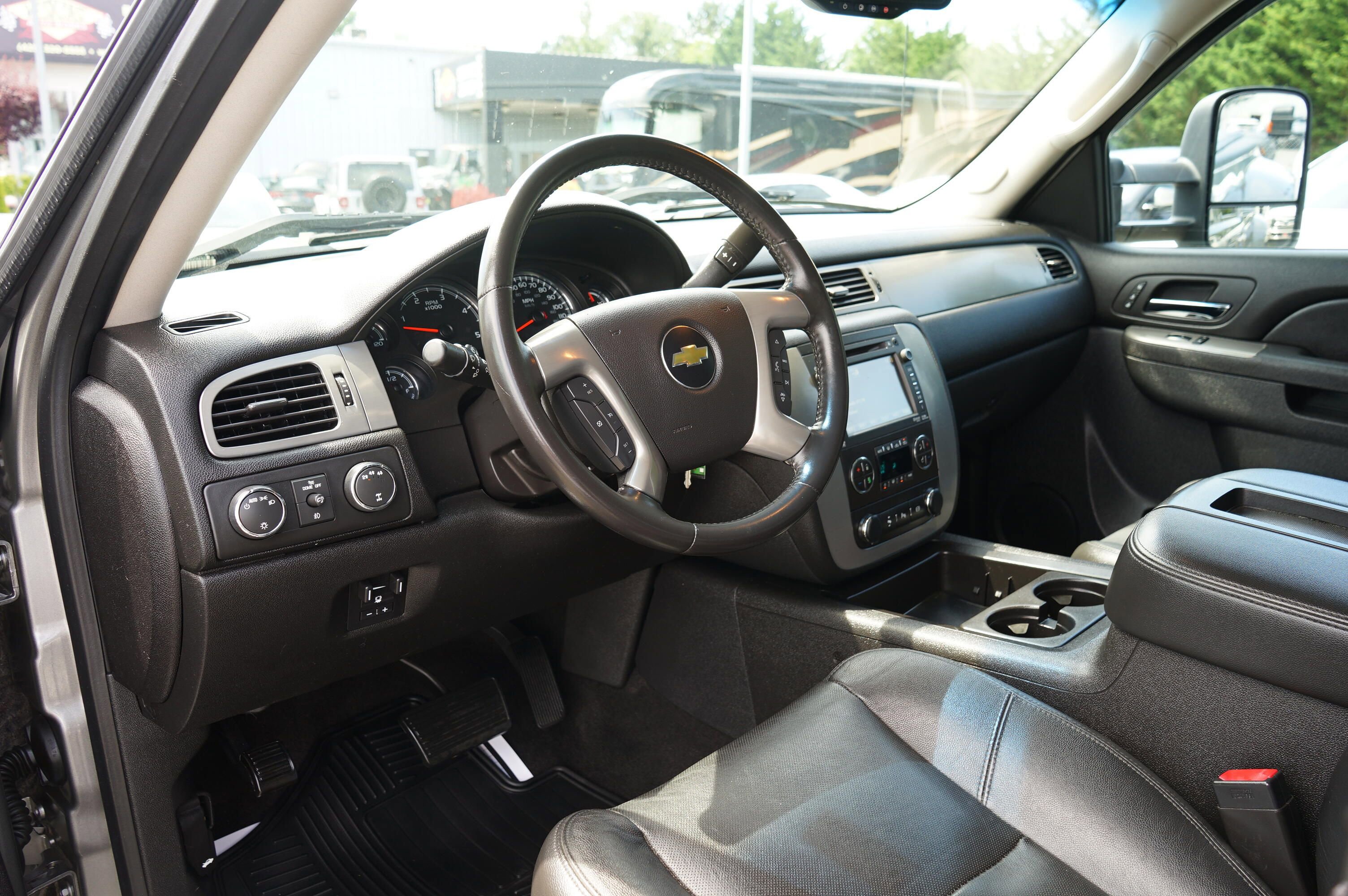 Used 2013 Chevrolet Silverado 3500 LTZ w/ LTZ Plus Package AWD/4WD image 12