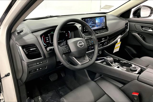 New 2025 Nissan Rogue SL w/ Tech Package image 7