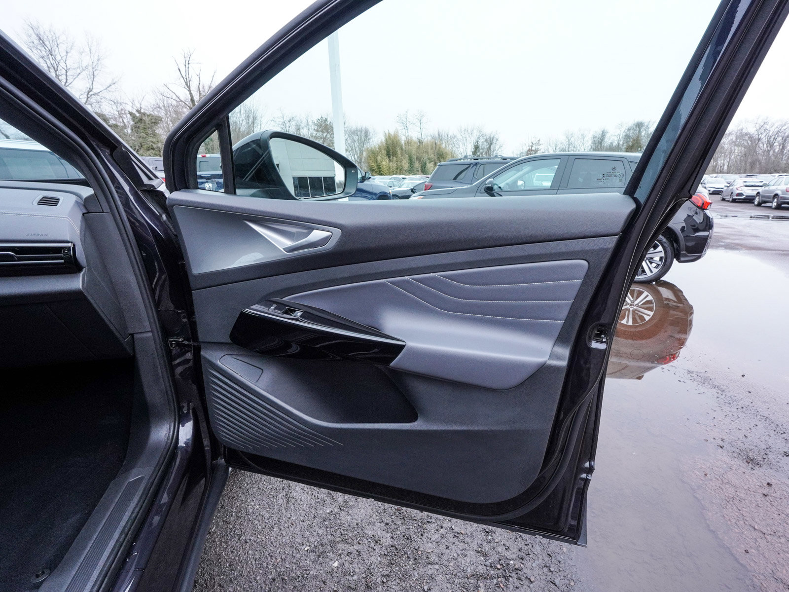 Used 2023 Volkswagen ID.4 Pro S image 14