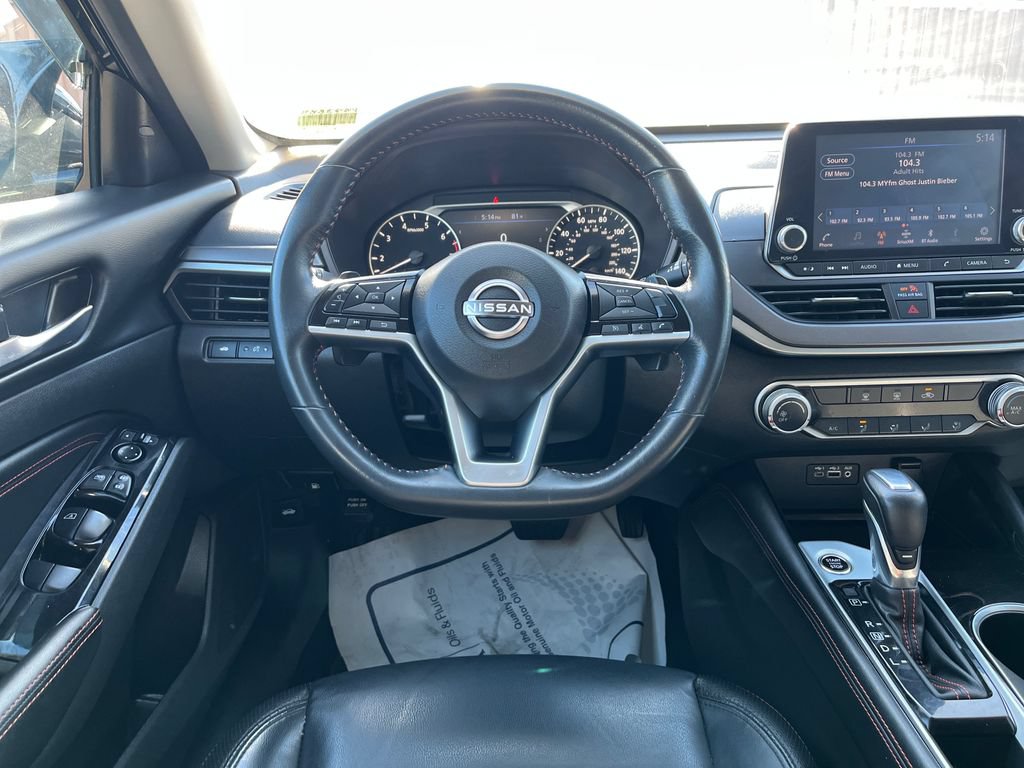Used 2023 Nissan Altima 2.5 SR FWD image 13