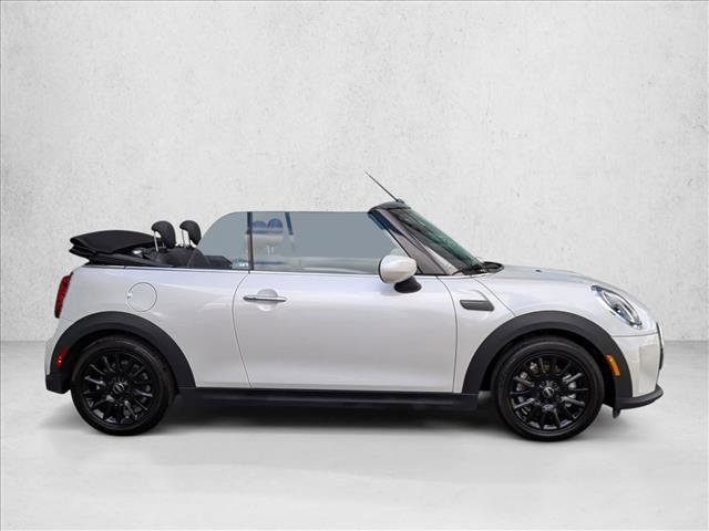 Used 2024 MINI Cooper Cooper image 4