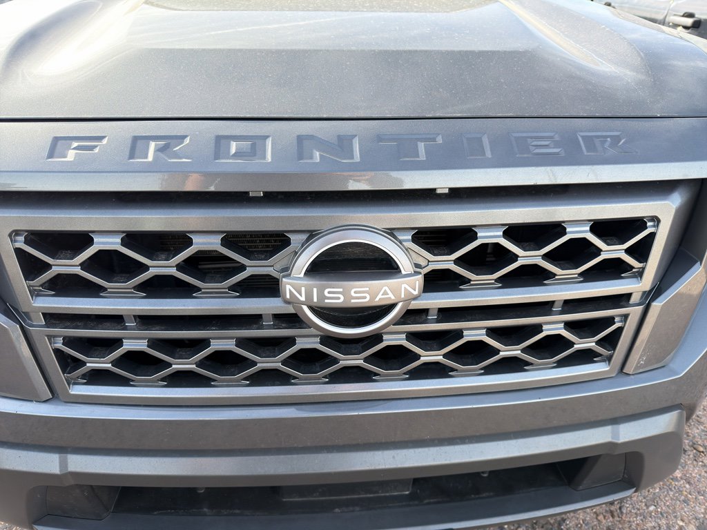 Used 2022 Nissan Frontier SV image 39