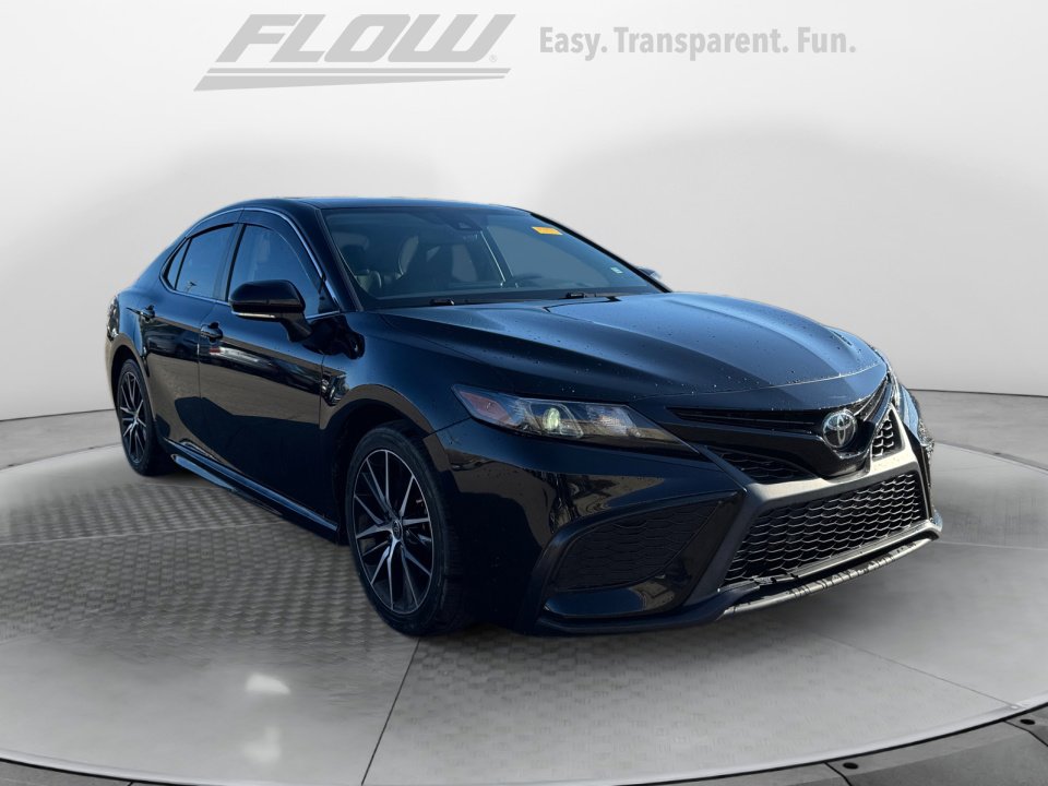 Used 2022 Toyota Camry SE