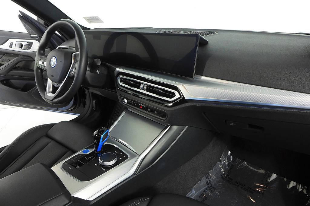 Certified 2023 BMW i4 eDrive35 RWD image 13