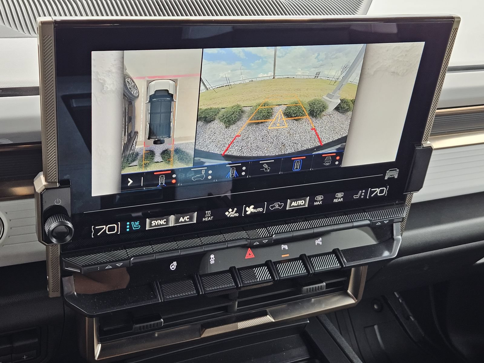 Used 2025 GMC Hummer EV 3X AWD/4WD image 22