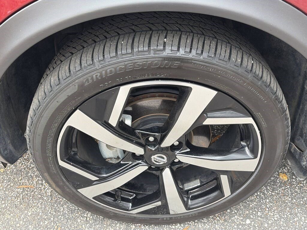 Certified 2022 Nissan Rogue Sport SL w/ Premium Package image 10