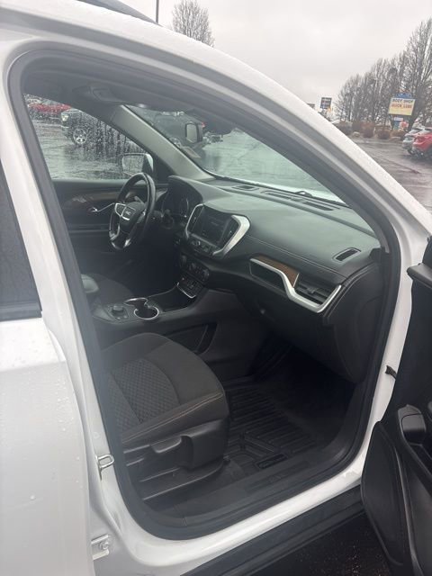 Used 2021 GMC Terrain SLE w/ Driver Convenience Package image 15