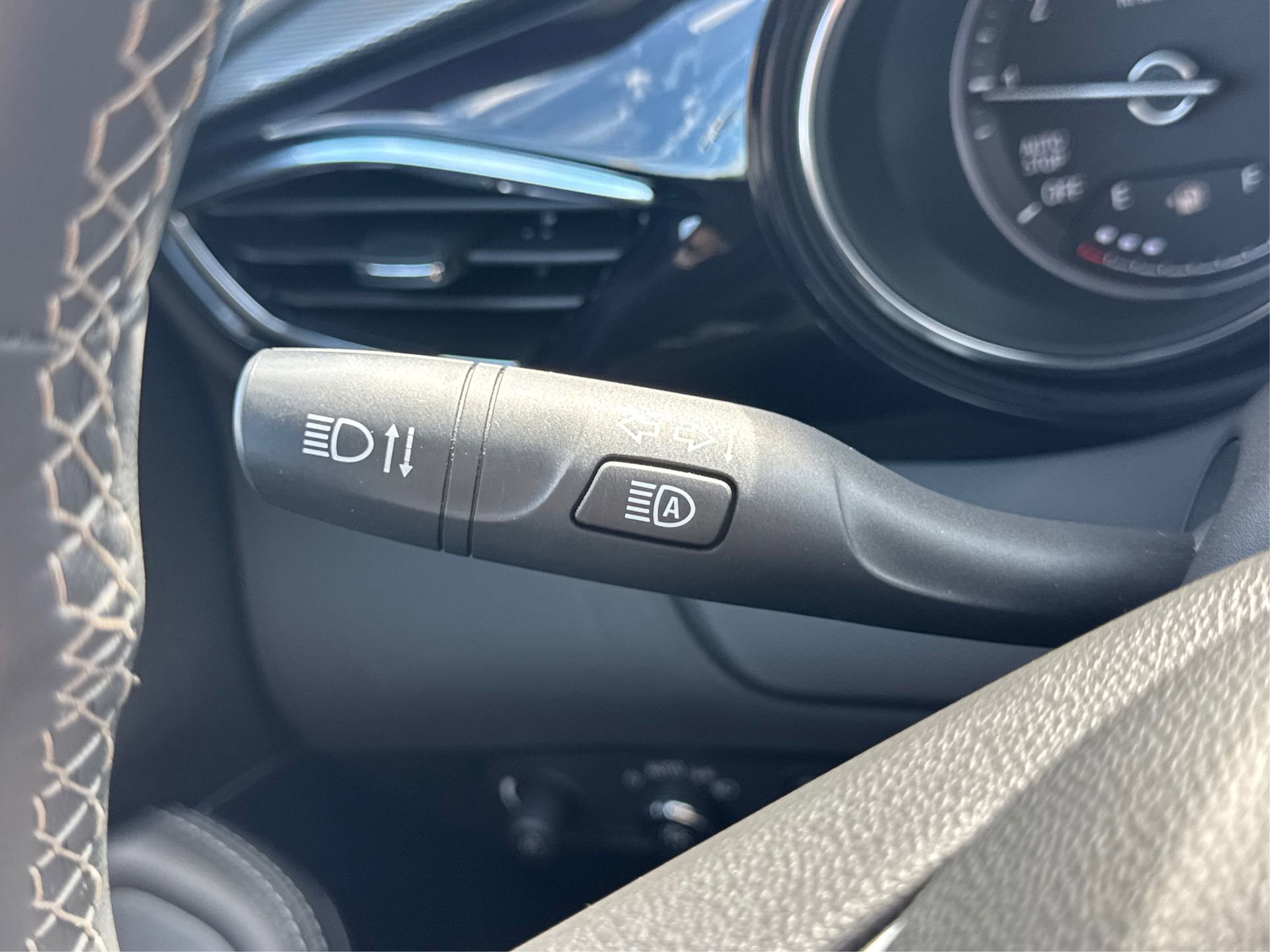 Used 2023 Buick Encore GX Preferred w/ Cold Weather Comfort Package image 34