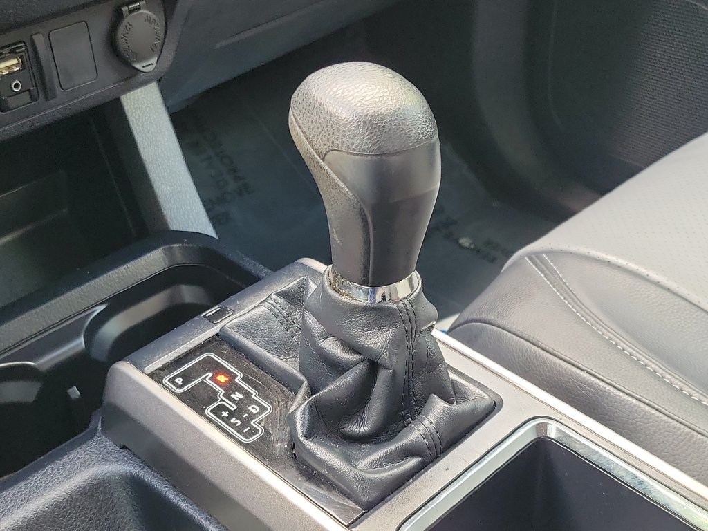 Used 2019 Toyota Tacoma SR5 RWD image 25