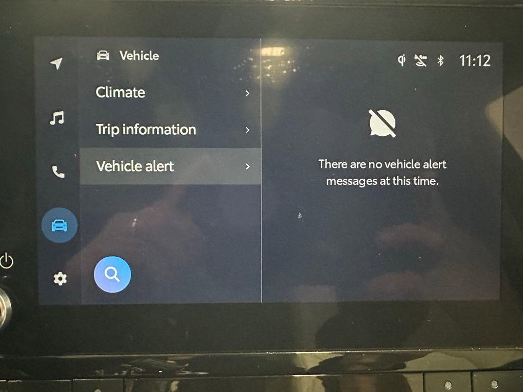 Used 2025 Toyota Highlander XLE image 36
