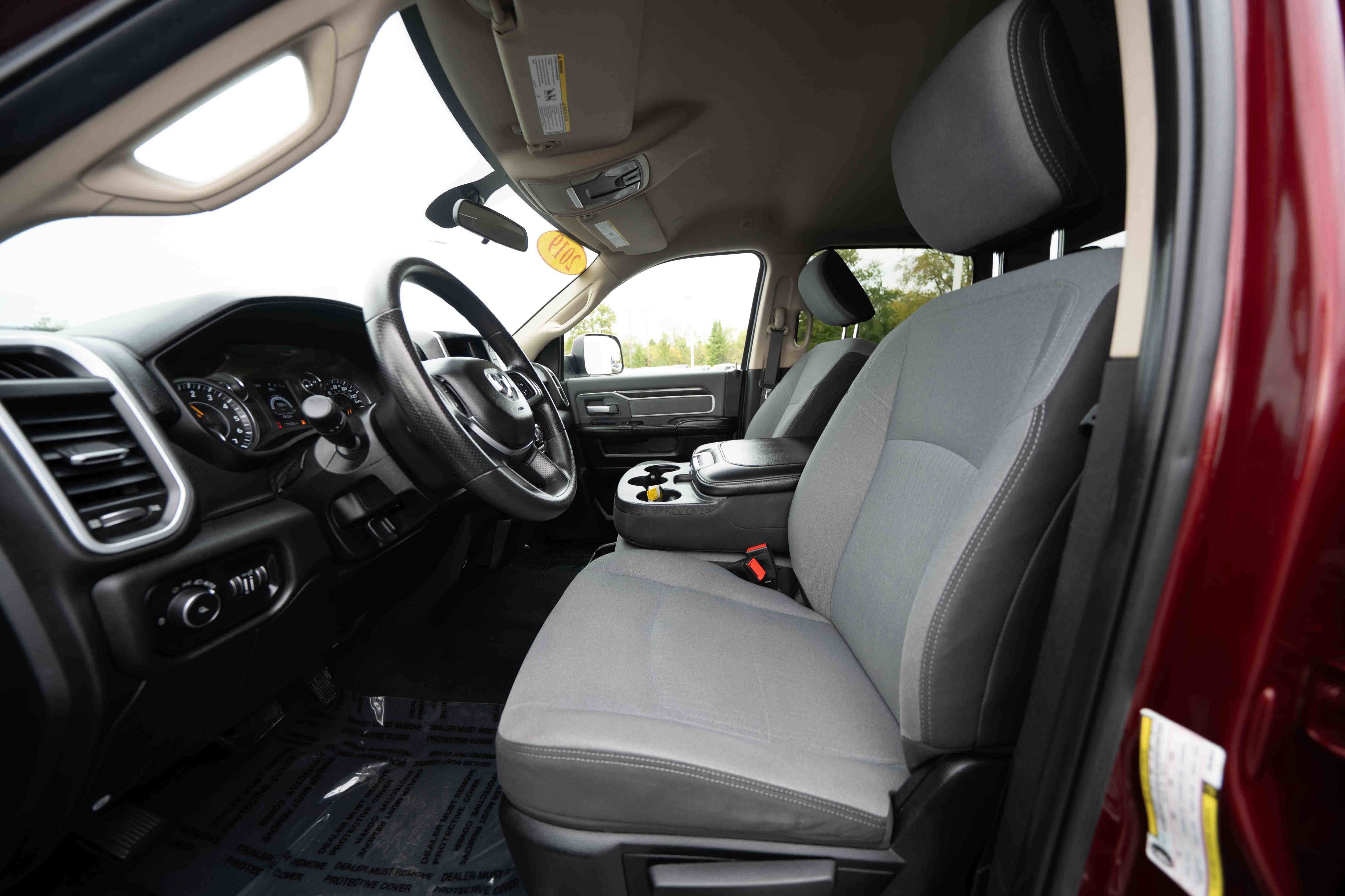 Used 2019 RAM 2500 Big Horn image 9