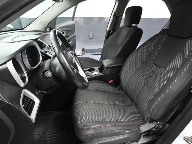 Used 2017 Chevrolet Equinox LT w/ Convenience Package image 23