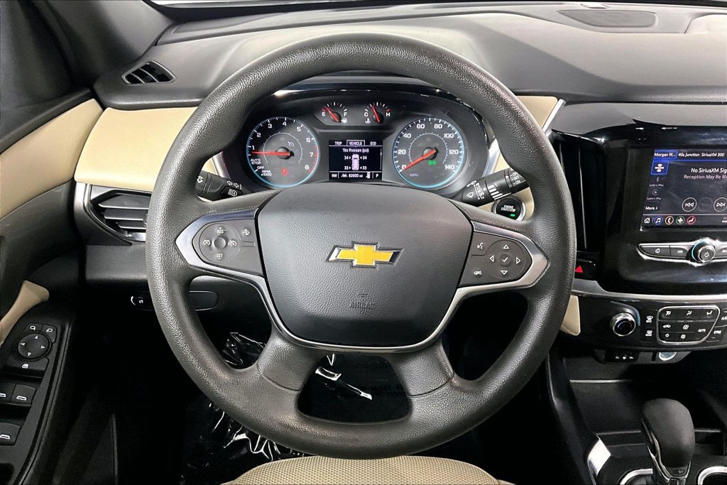 Used 2023 Chevrolet Traverse LS FWD image 5