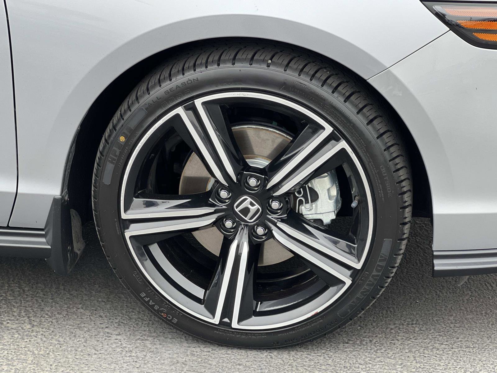 Certified 2023 Honda Accord Sport image 28