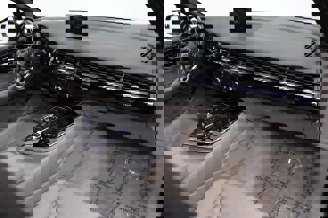 Used 2018 Audi Q7 3.0T Premium Plus w/ Premium Plus Package image 31