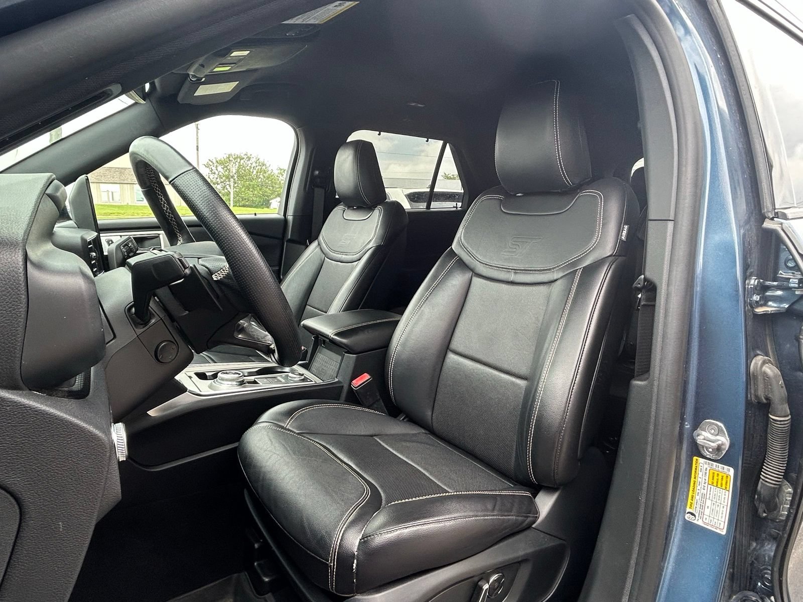 Used 2020 Ford Explorer ST w/ ST High-Performance Pack AWD/4WD image 13
