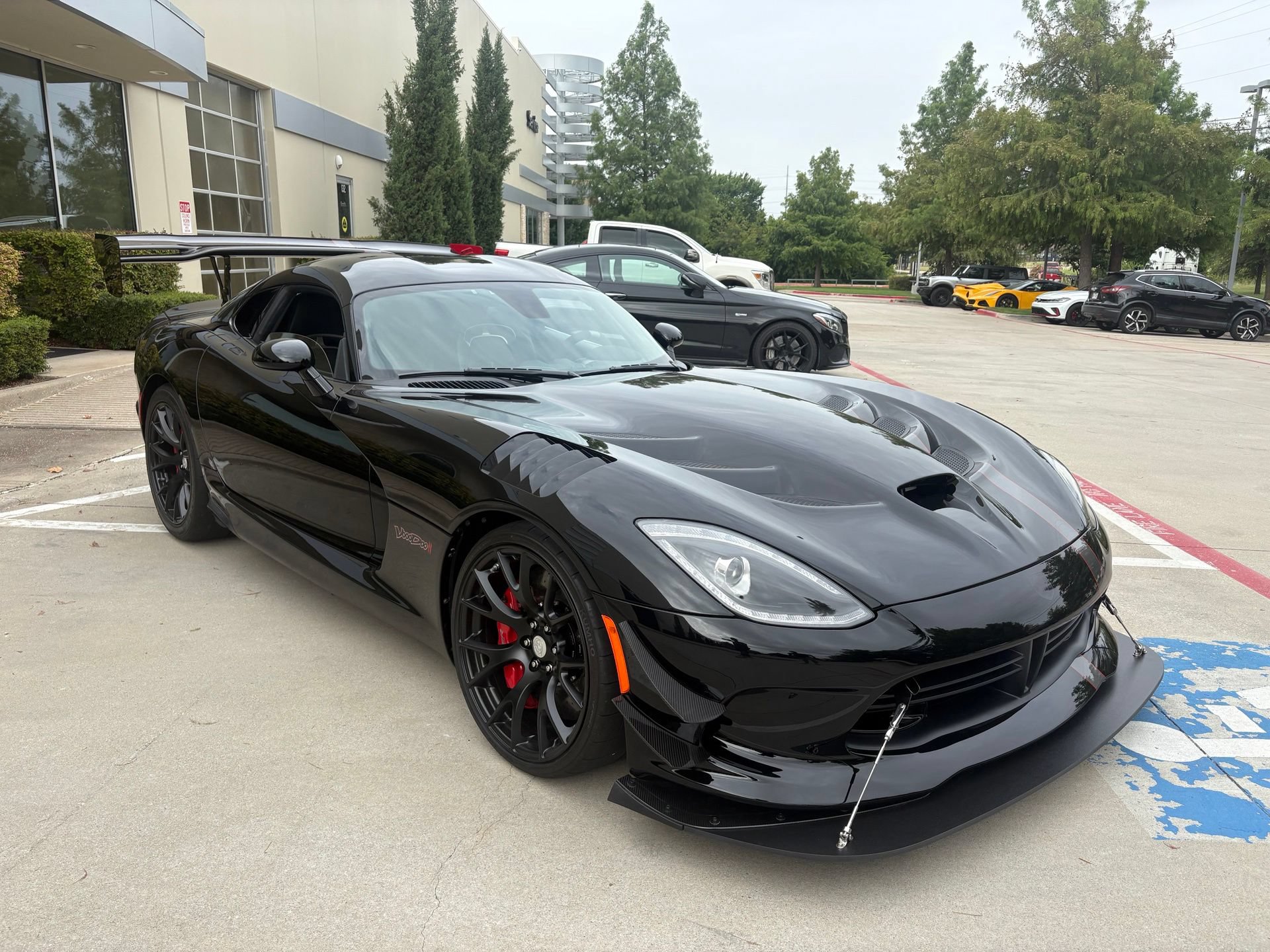 Used 2017 Dodge Viper GTC w/ ACR Package RWD image 3