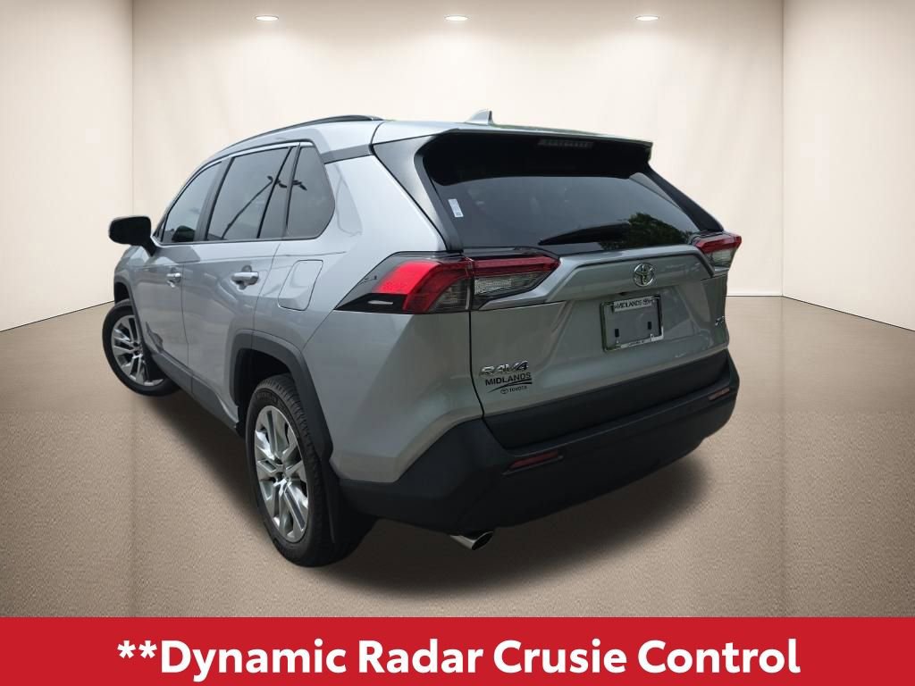 Used 2023 Toyota RAV4 XLE Premium FWD image 6