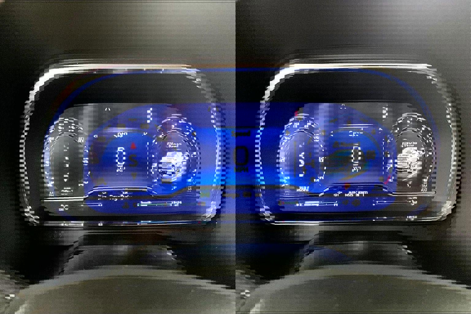 Used 2023 Chevrolet Suburban High Country image 13