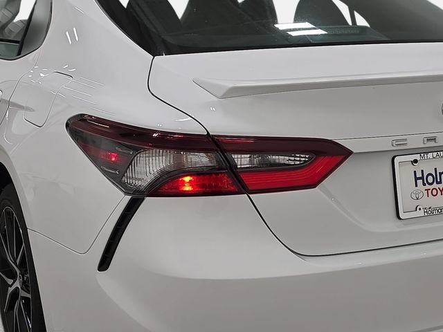 Certified 2024 Toyota Camry SE FWD image 30