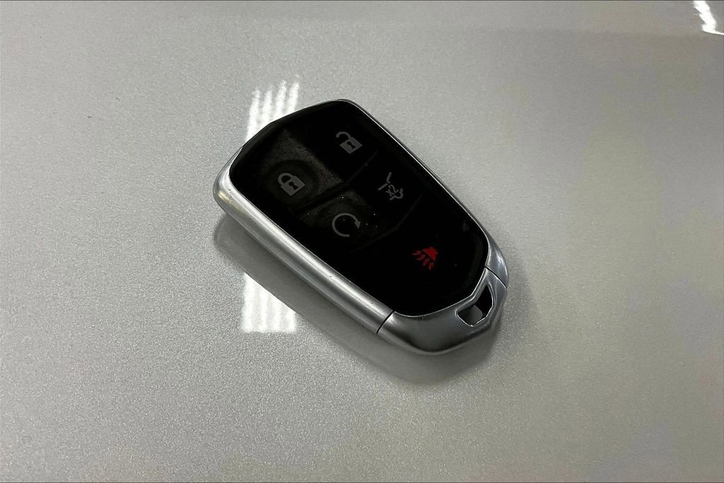 Certified 2025 Cadillac XT6 Luxury AWD/4WD image 36