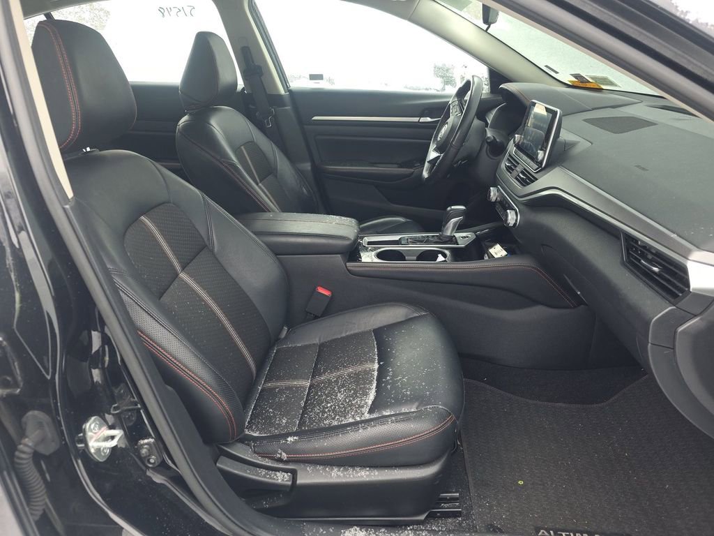 Used 2024 Nissan Altima 2.5 SR image 15