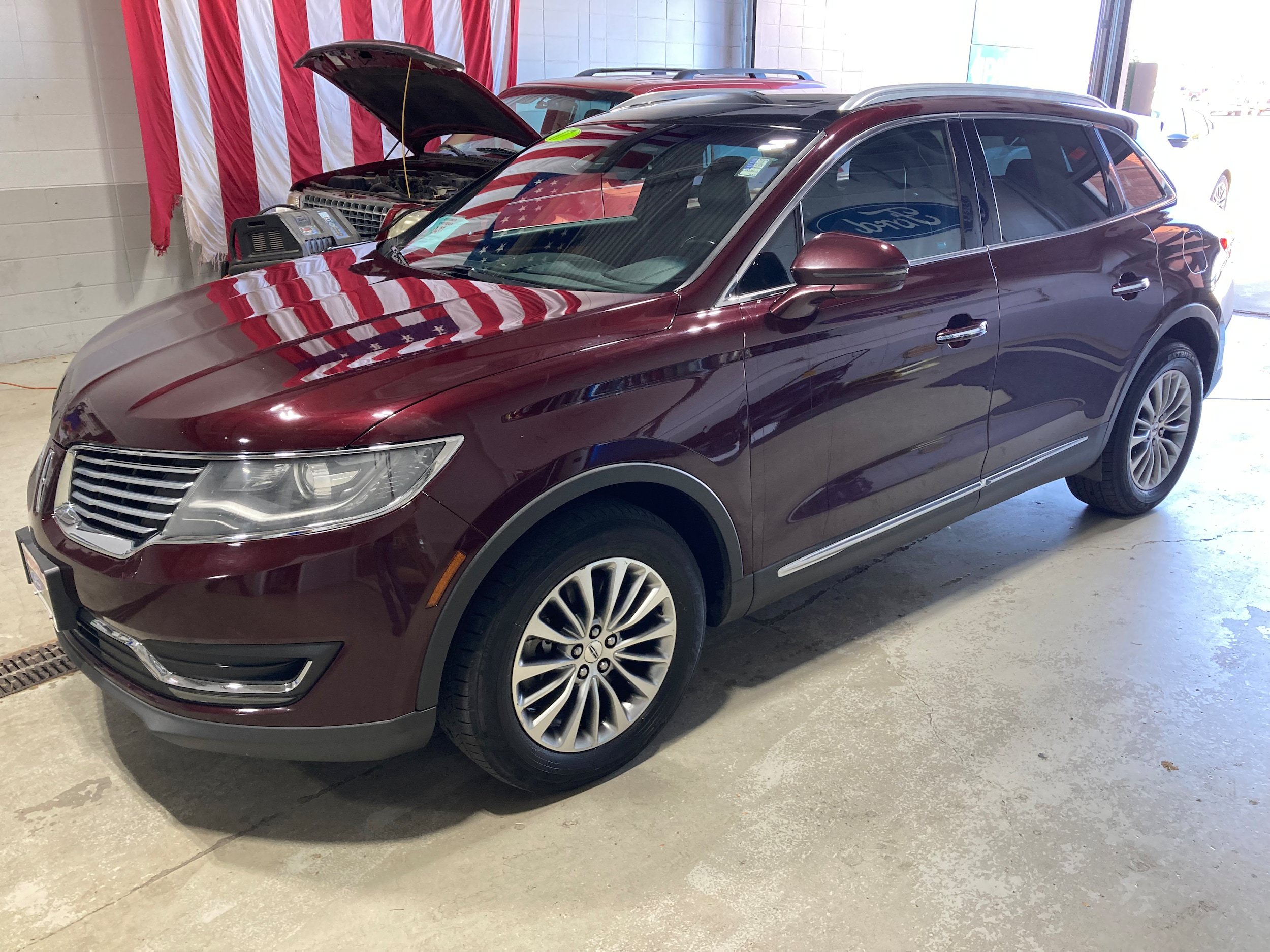 Used 2017 Lincoln MKX Select w/ Select Plus Package