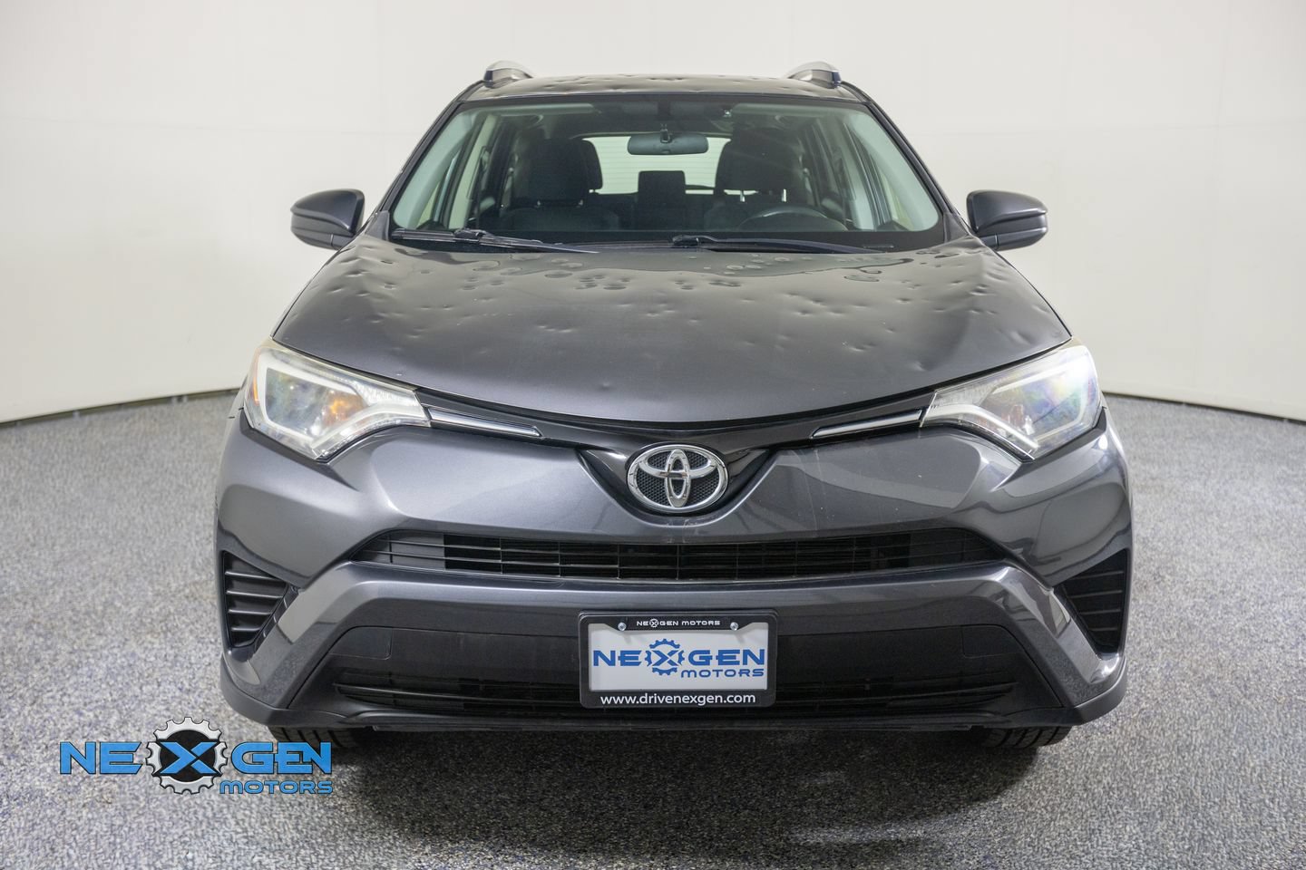 Used 2016 Toyota RAV4 LE FWD image 3