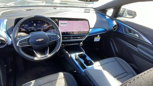 New 2026 Chevrolet Equinox EV LT AWD/4WD image 14