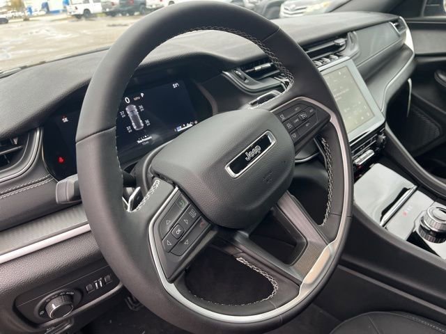 New 2025 Jeep Grand Cherokee 4WD image 14