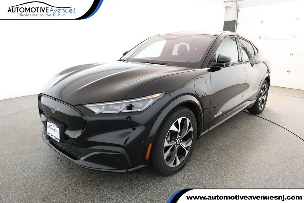 Used 2021 Ford Mustang Mach-E Premium image 1