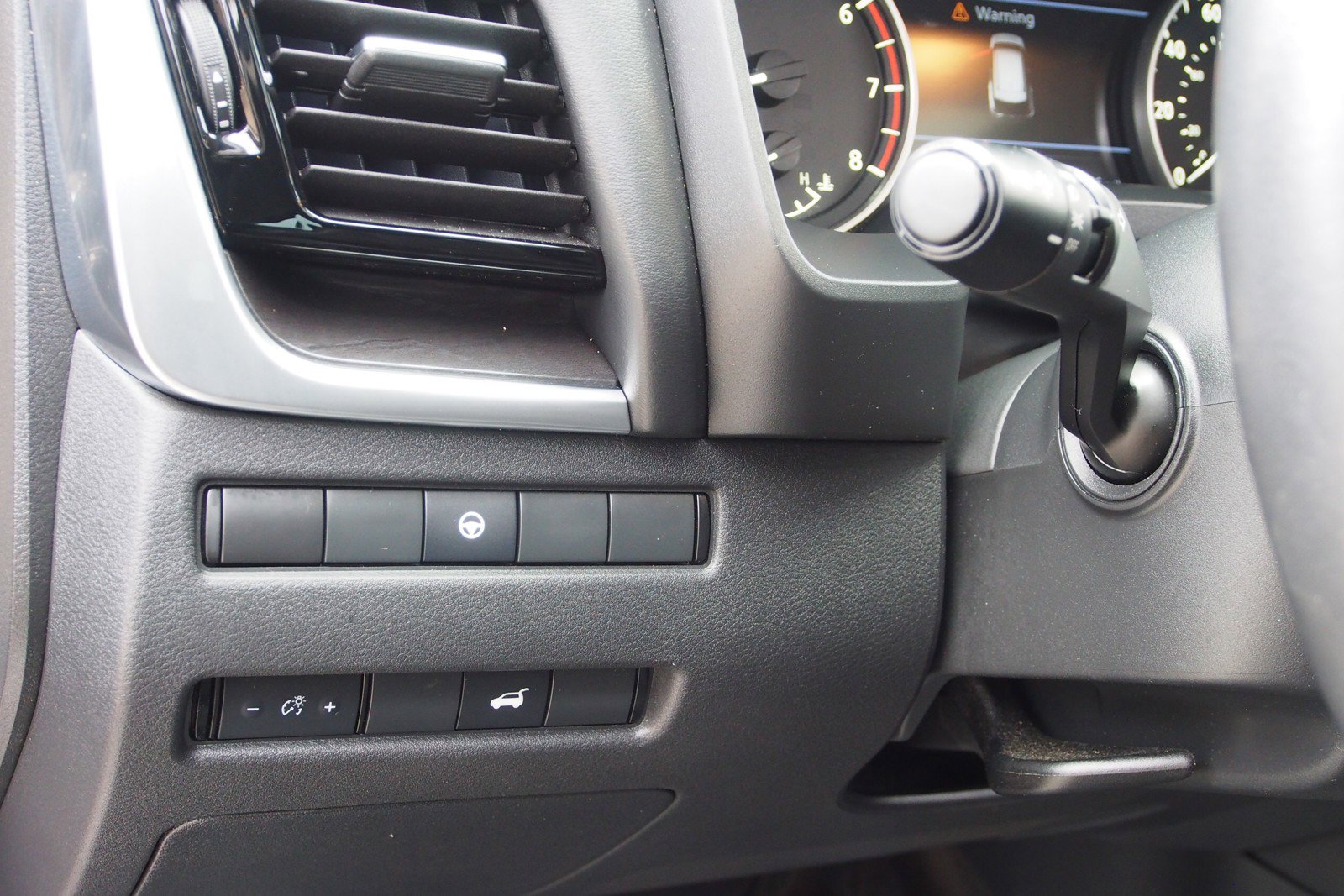 Used 2021 Nissan Rogue SL w/ Premium Package image 22