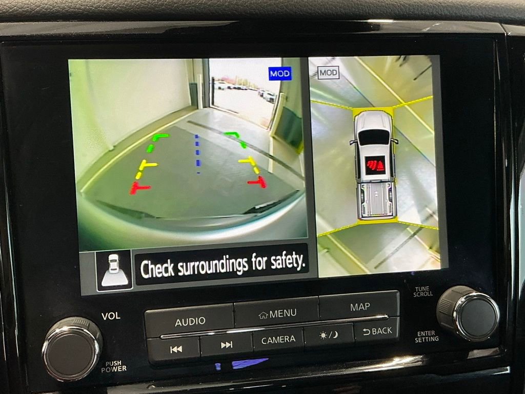 Used 2023 Nissan Titan Platinum Reserve w/ Moonroof Package image 10