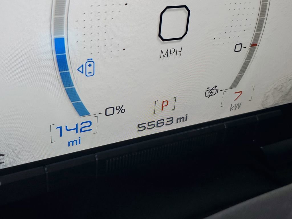 Certified 2024 GMC Hummer EV 2X w/ LPO, Illumination Package image 13