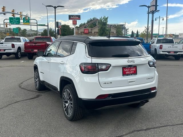 Used 2022 Jeep Compass Limited w/ Elite Group AWD/4WD image 5