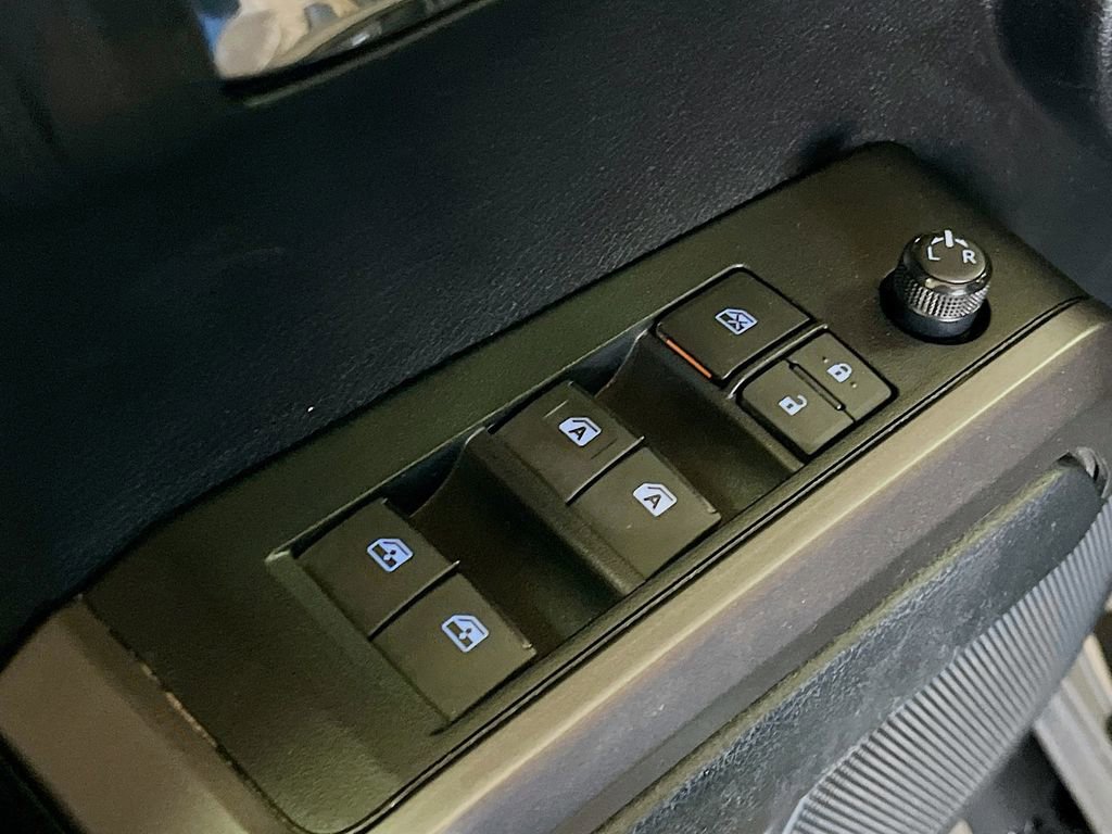 Used 2021 Toyota Tacoma TRD Off-Road image 19