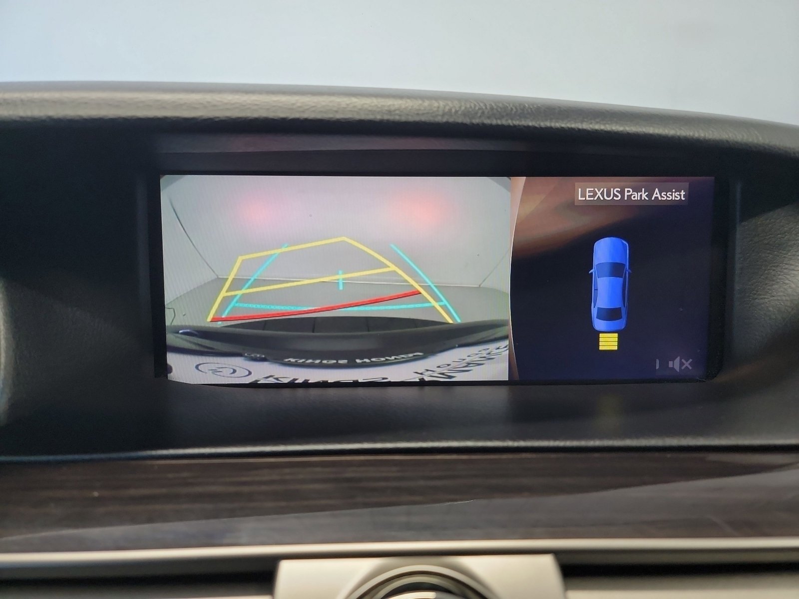 Used 2016 Lexus LS 460 AWD w/ Comfort Package image 23