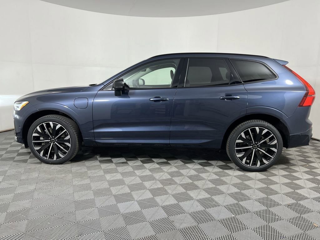 New 2026 Volvo XC60 T8 Ultra w/ Protection Package Premier image 5