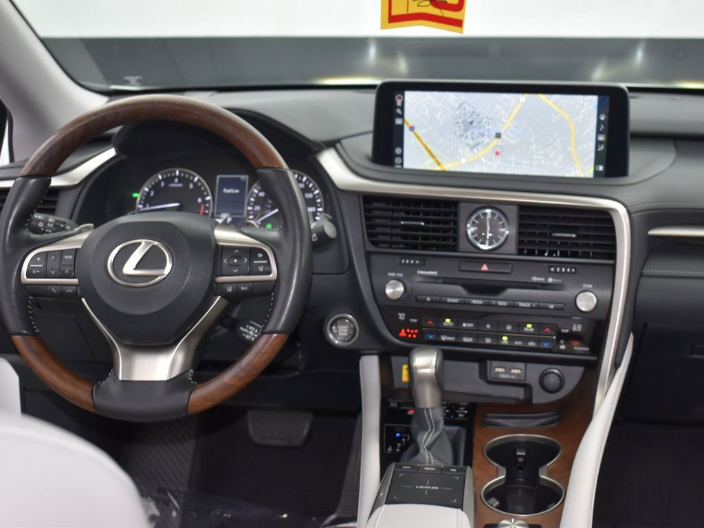 Certified 2022 Lexus RX 350L FWD w/ Premium Package image 17