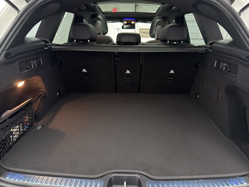 Used 2026 Mercedes-Benz GLC 300 image 24